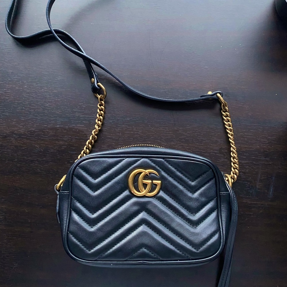 AUTHENTIC GUCCI MARMONT SHOULDER BAG LIKE NEW!